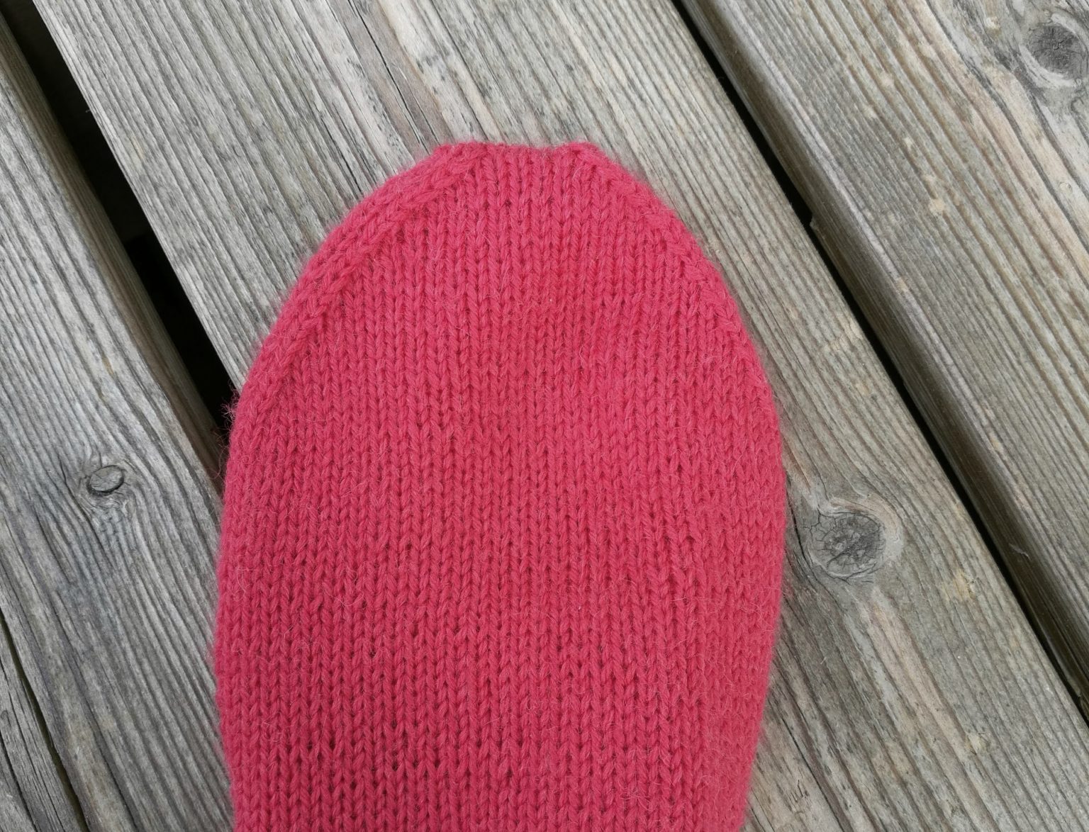 Rounded Barn Toe Pattern for Toe-Up Socks - Knitgrammer
